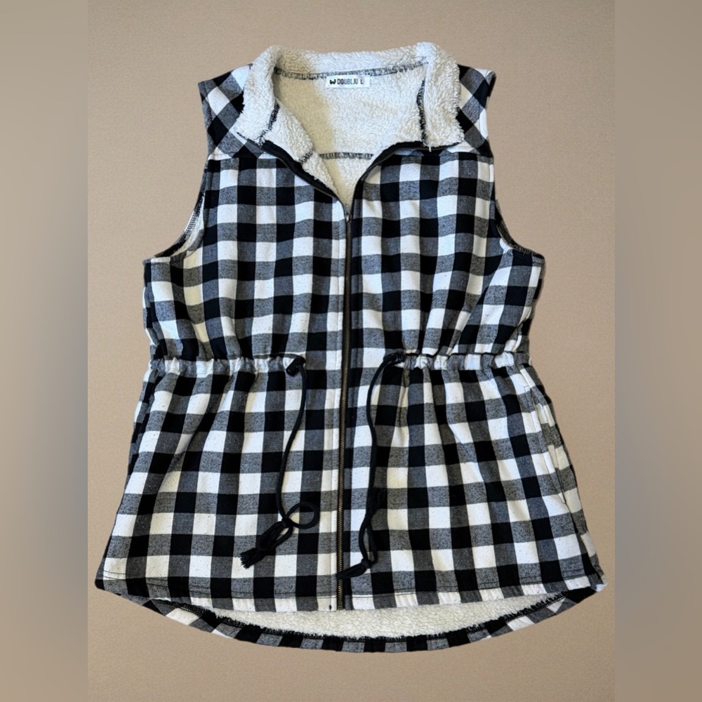 Doublju Black & White Buffalo Plaid Sherpa-Lined Vest - Picture 2 of 6